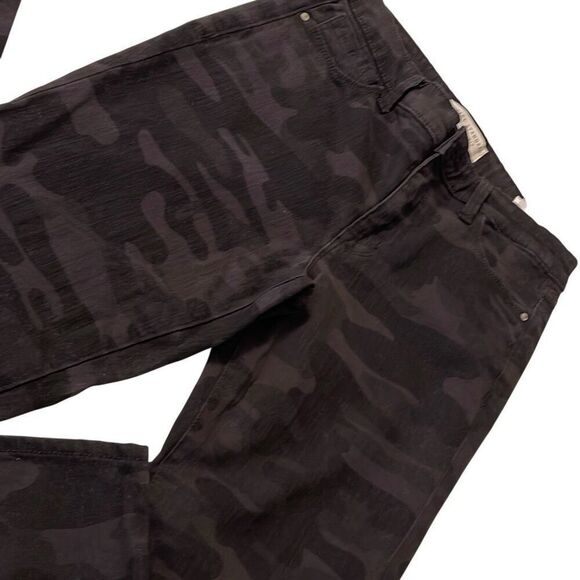 Social Standard by Sanctuary Ankle Skinny Camo Jeans - Picture 3 of 7